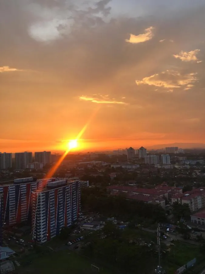 Homestay Sks Apartment Larkin Johor Bahru
