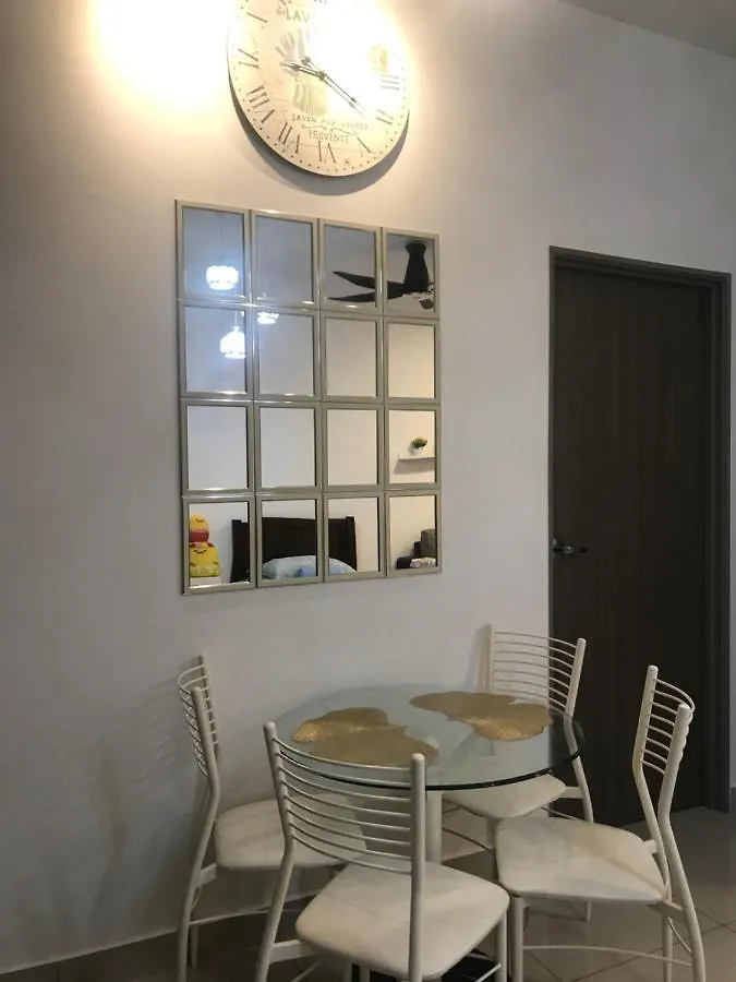 Homestay Sks Apartment Larkin Johor Bahru 0*,