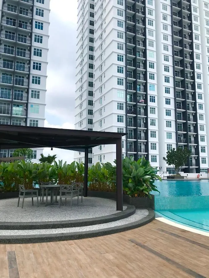 Homestay Sks Apartment Larkin Johor Bahru