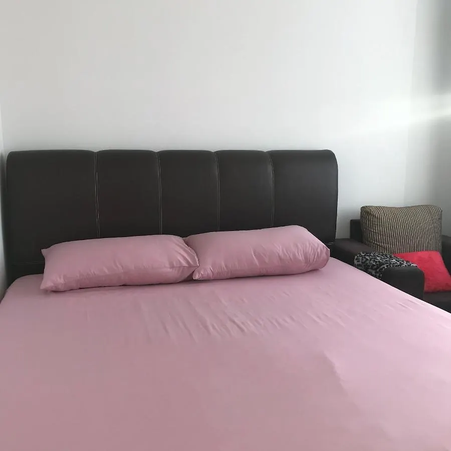 Homestay Sks Apartment Larkin Johor Bahru