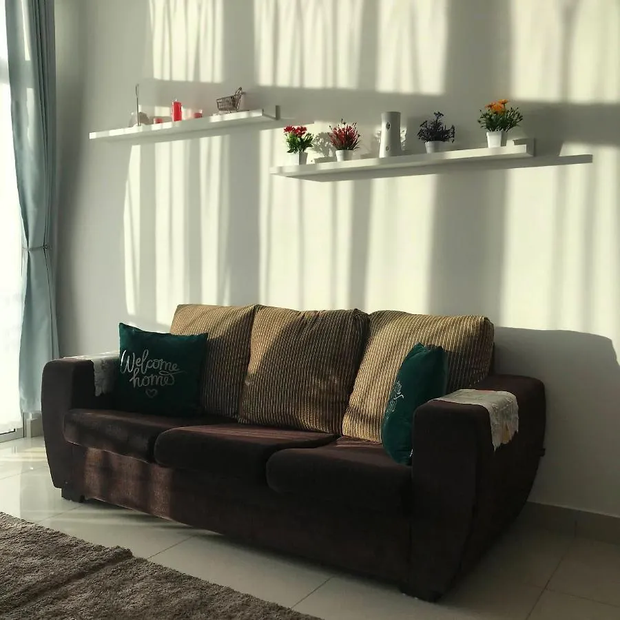 Homestay Sks Apartment Larkin Johor Bahru